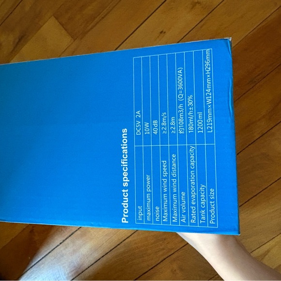 ON HOLD Cooling Fan with Remote Control - Picture 2 of 3